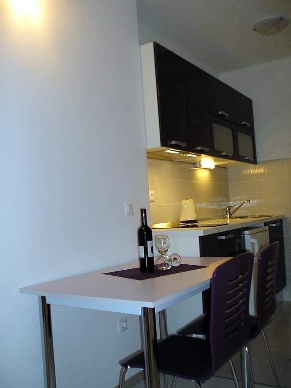 Apartments Josipa & Niki Vodice Quarto foto